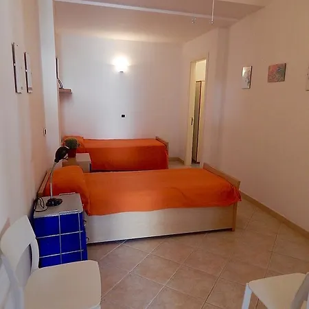 M173 - Marcelli, Trilocale Con Giardino E Doppi Servizi Numana